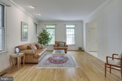 9217 Fall River Ln, Rockville, MD 20854 - photo 5