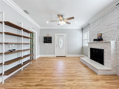 731 Guernsey St, Orlando, FL 32804 - photo 4