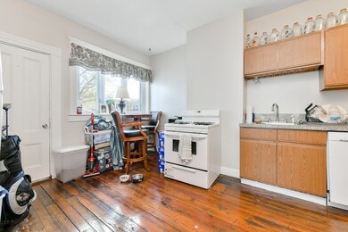 748 E 3rd St unit 2, Boston, MA 02127 - photo 4