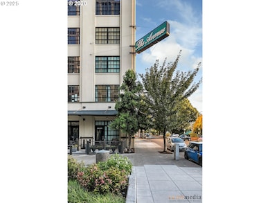 The Avenue Lofts unit 611, Portland, OR 97209 - photo 2