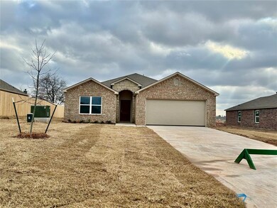 1415 Lexi Dr, Shawnee, OK 74804 - photo 2