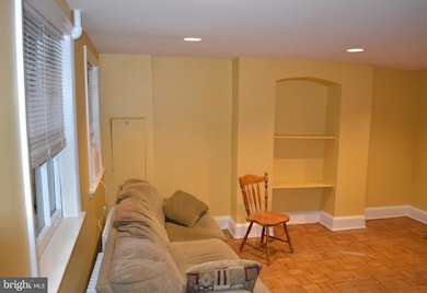 810 D St SE unit B, Washington, DC 20003 - photo 6
