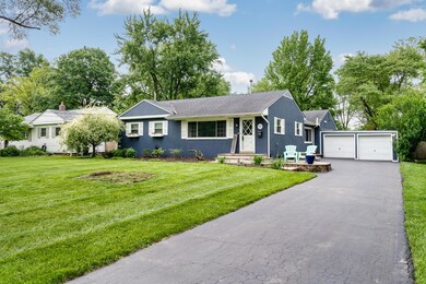 01a Front of Home
