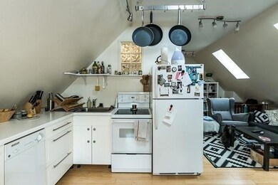 65 Lowden Ave unit 3, Somerville, MA 02144 - photo 3