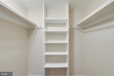 11657 Stoneview Square unit 2B, Reston, VA 20191 - photo 5