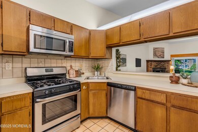 48 Privet Place unit 47, Red Bank, NJ 07701 - photo 7