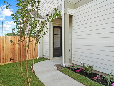 6517 Rena St, Houston, TX 77092 - photo 5