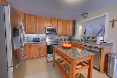 2407 Maple Hedge Way (27) (1)