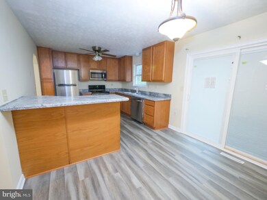 29605 Jennifer Dr, Mechanicsville, MD 20659 - photo 7