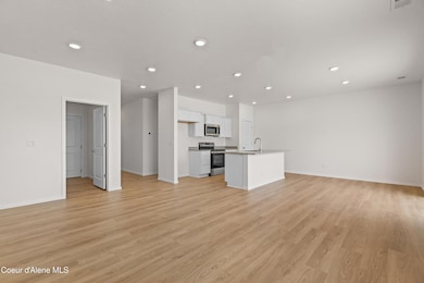 3202 N Darwin Fox St, Post Falls, ID 83854 - photo 7