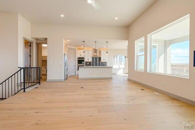 1910 Cuchara Dr, Pueblo, CO 81001 - photo 4