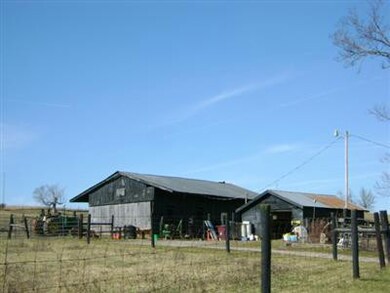 533 A T Dean Rd, Harrodsburg, KY 40330 - photo 4