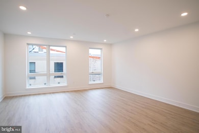 1325 N Lee St unit 400 (ADA), Philadelphia, PA 19125 - photo 4