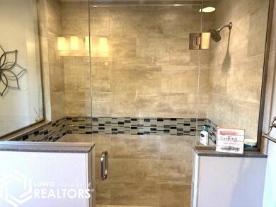 1003 2nd Ave NE, Clarion, IA 50525 - photo 6