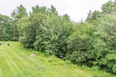 88F Constitution Dr, Londonderry, NH 03053 - photo 5