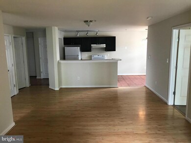 503 Mathias Hammond Way unit 204, Annapolis, MD 21401 - photo 6