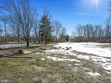 196 Pine Ford Rd, Pottstown, PA 19464 - photo 3