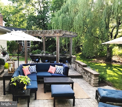 11616 Silvermaple Ct, Cockeysville, MD 21030 - photo 2