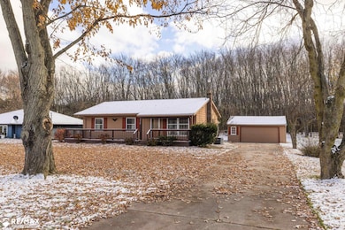 5489 Brobeck St, Flint, MI 48532 - photo 2