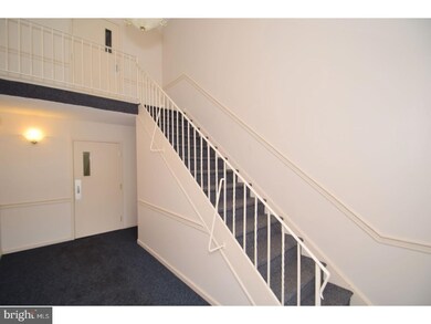 107 Woodstream Dr unit BLDG 4, Norristown, PA 19403 - photo 5