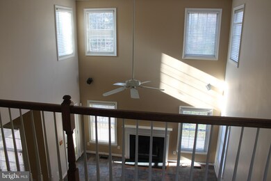 16040 Hayes Ln, Woodbridge, VA 22191 - photo 6