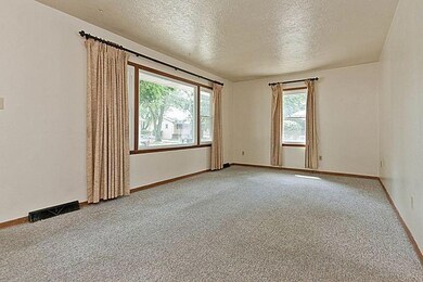 livingroom2_700