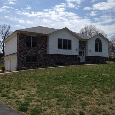 1604 Emerald Oaks side view