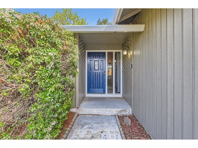 599 NE 24th St, Gresham, OR 97030 - photo 4