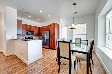 137 E 2nd St, Houston, TX 77007 - photo 7