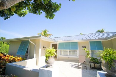 1645 Mullet Ct, Naples, FL 34102 - photo 2