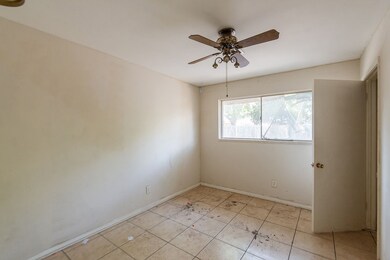 826 Helms Rd, Houston, TX 77088 - photo 7