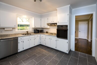 14_Kitchen-4