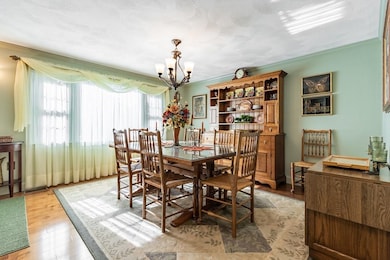 63 Greenough St, Haverhill, MA 01832 - photo 4