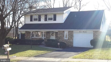 700 Hain Ave, Reading, PA 19605 - photo 2