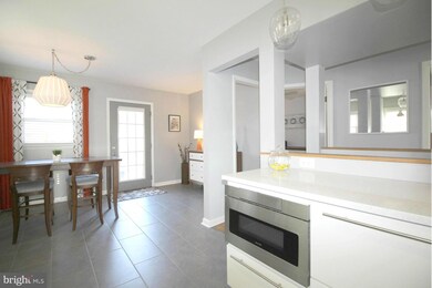 312 George Ave, Essex, MD 21221 - photo 5