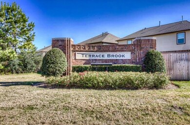 8042 Garrison Point Dr, Houston, TX 77040 - photo 2