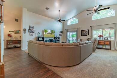 5234 E Escondido Cir (7 of 65)