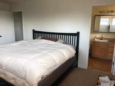 Master Bedroom Main Floor
