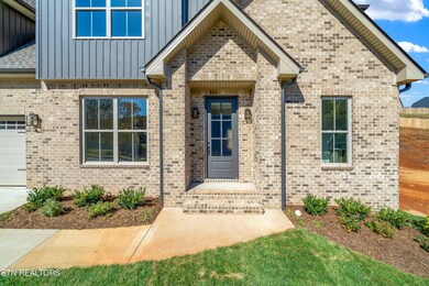 2214 Hickory Crest Ln, Knoxville, TN 37932 - photo 3