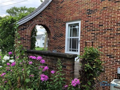 115 Lynn St, West Unity, OH 43570 - photo 3