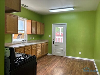 3820 Drexel Dr, Toledo, OH 43612 - photo 6