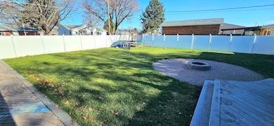 1215 E E St, North Platte, NE 69101 - photo 5