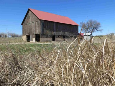 40x60 Hay barn approximately 4800+ sq ft similar t