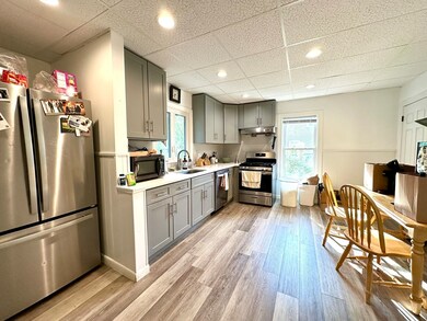 118 Josephine Ave unit 2, Somerville, MA 02144 - photo 2