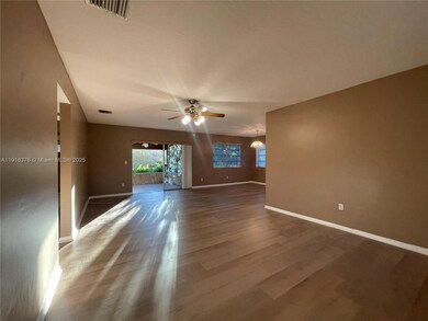 19700 Whispering Pines Rd, Cutler Bay, FL 33157 - photo 5