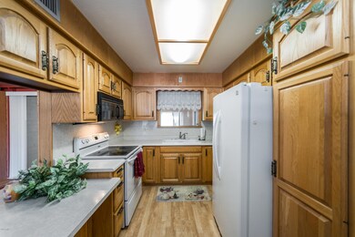 Casper - 09Kitchen