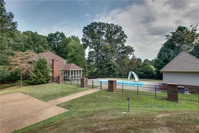 110 Annette Dr, Dickson, TN 37055 - photo 2