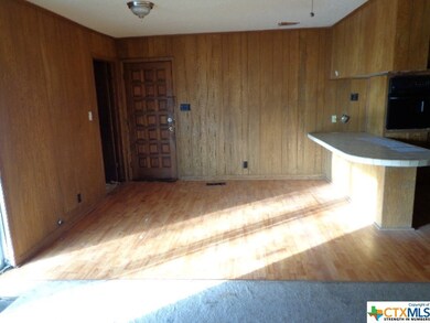 500 Avenue G, Moody, TX 76557 - photo 6