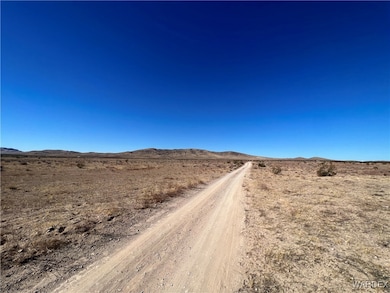 W Sacaton Ave facing west towards the mountains