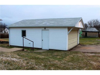 Parking Lot/Garage.